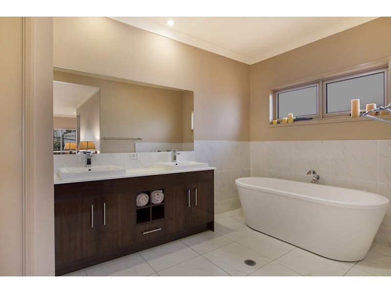 19 River Oak Way, Narangba QLD 4504