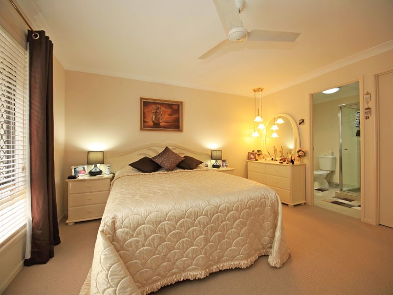 2/5 Huron Place, Narangba QLD 4504