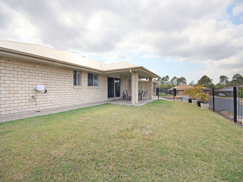 2/5 Huron Place, Narangba QLD 4504