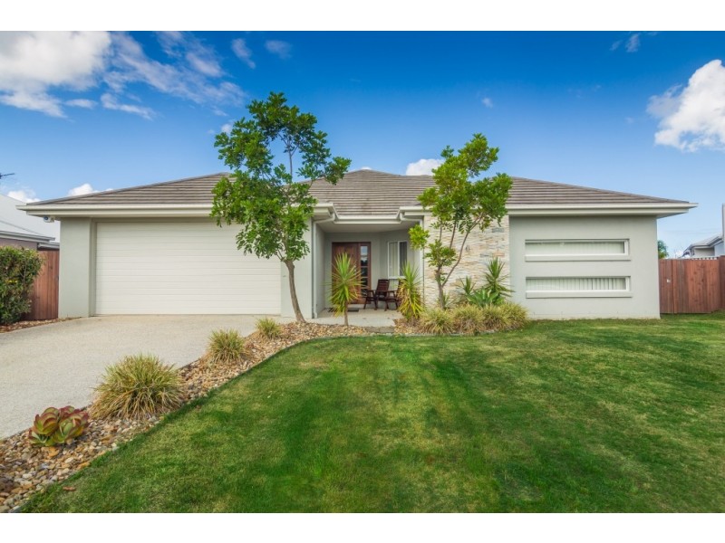 5 Angophora Close, Narangba QLD 4504