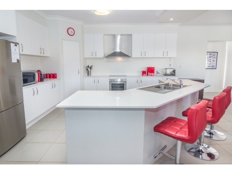 5 Angophora Close, Narangba QLD 4504