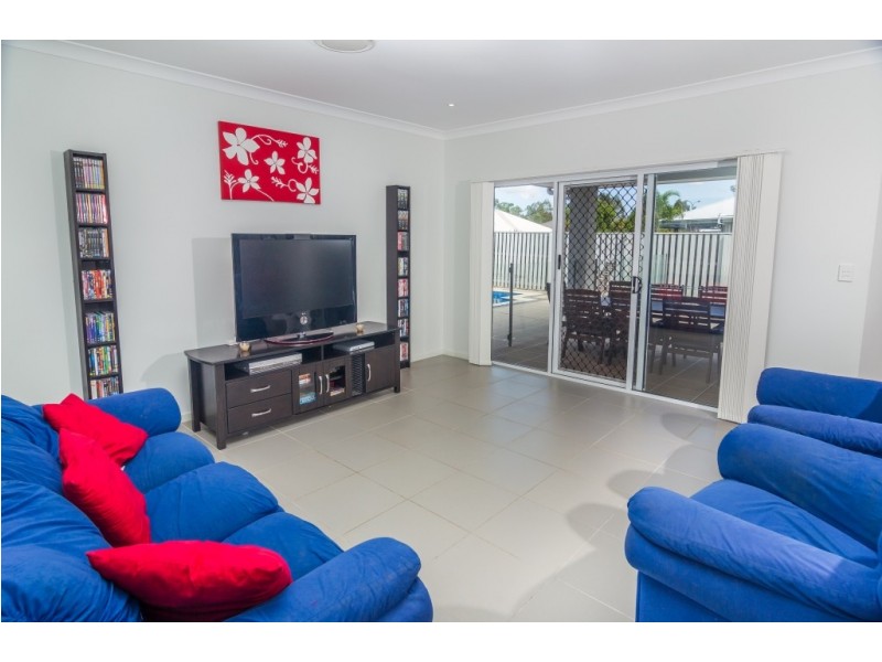 5 Angophora Close, Narangba QLD 4504