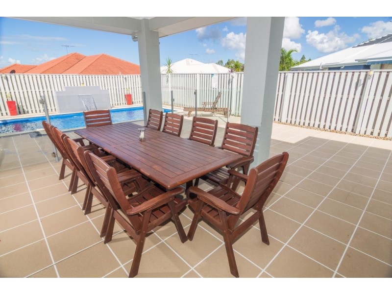 5 Angophora Close, Narangba QLD 4504