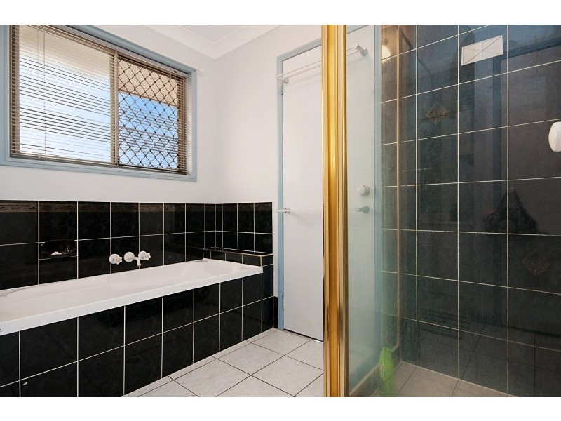 1 Hickory Drive, Narangba QLD 4504