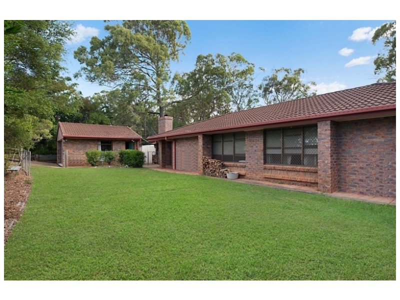 1071 Oakey Flat Road, Narangba QLD 4504