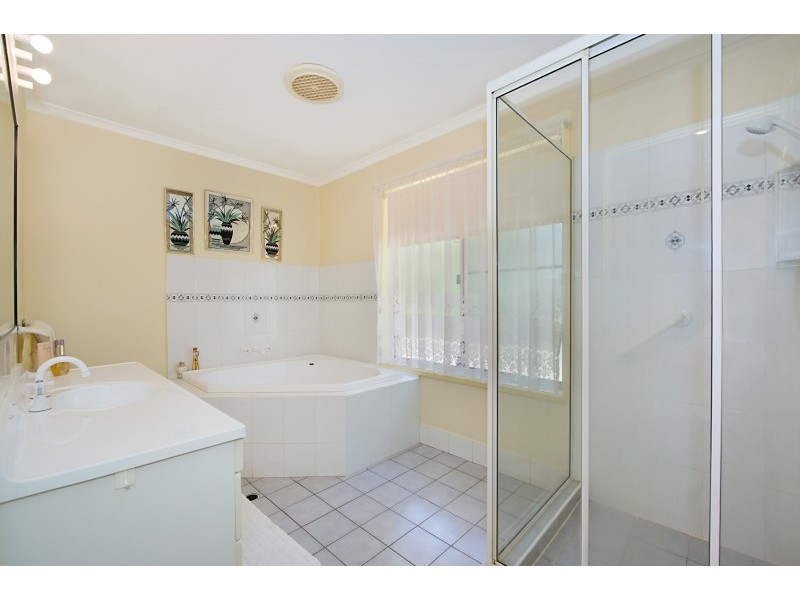 35 Blackbutt Court, Burpengary QLD 4505