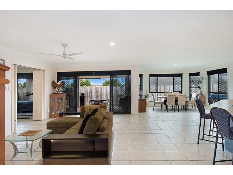 10 Placid Court, Narangba QLD 4504