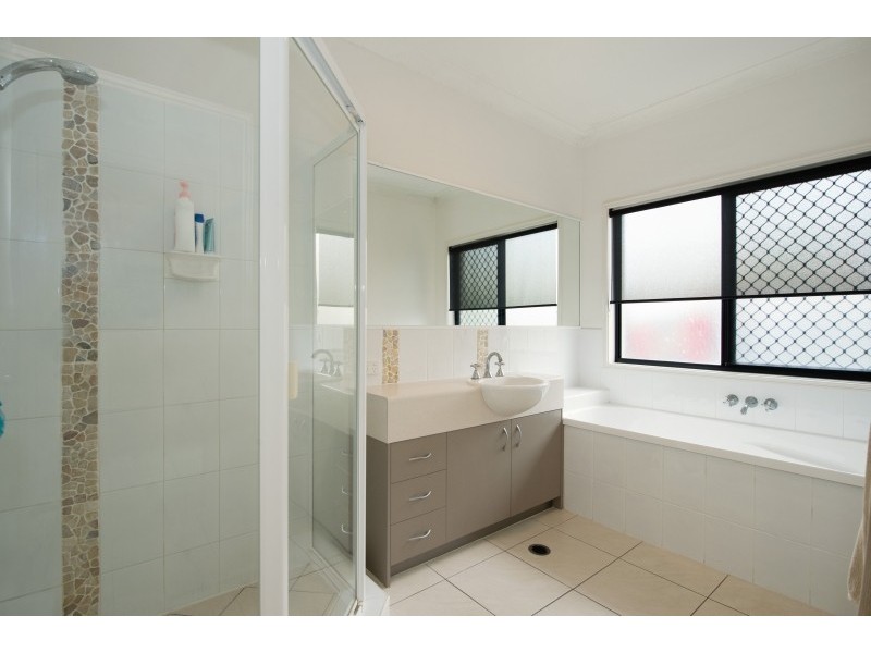 10 Barnowl Court, Narangba QLD 4504