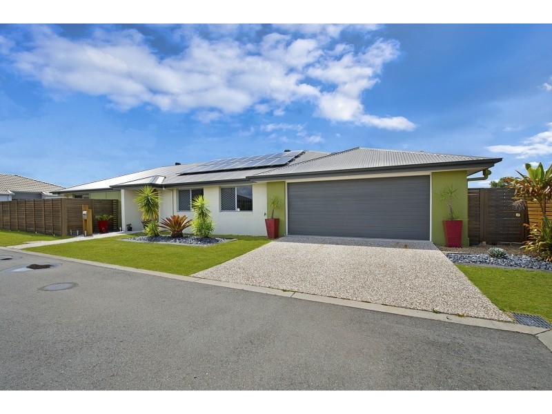 5 Clarence Close, Narangba QLD 4504