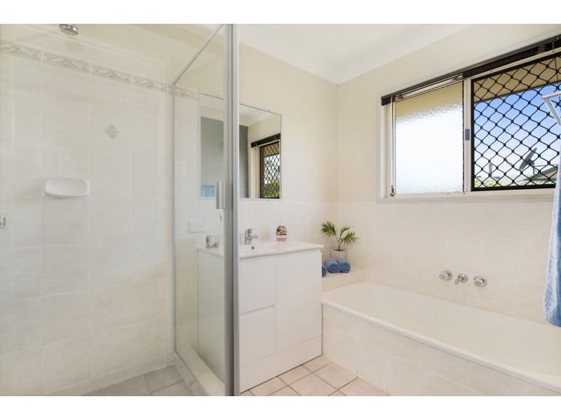 1 Claremont Court, Narangba QLD 4504