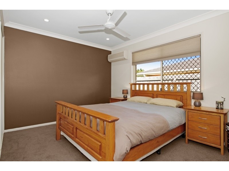 76 Pine River Drive, Murrumba Downs QLD 4503