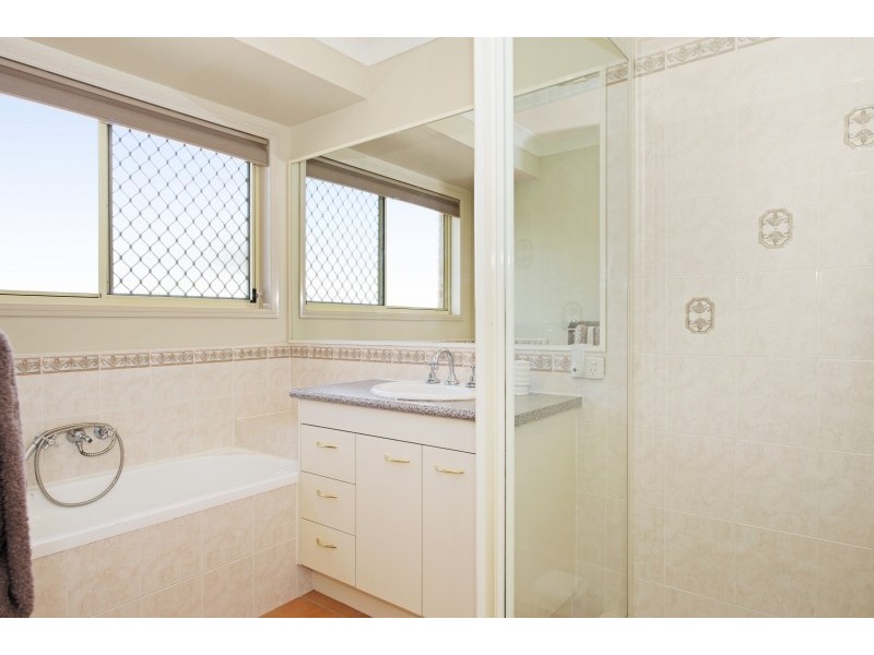 76 Pine River Drive, Murrumba Downs QLD 4503
