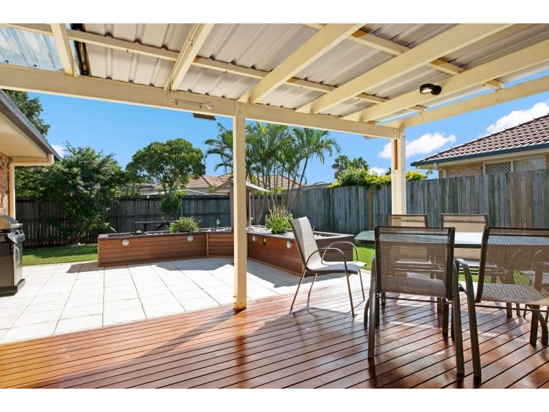 76 Pine River Drive, Murrumba Downs QLD 4503