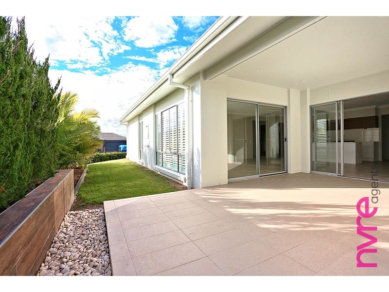 19 Champion Circuit, Narangba QLD 4504