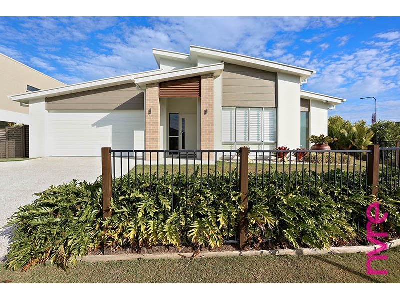 19 Champion Circuit, Narangba QLD 4504