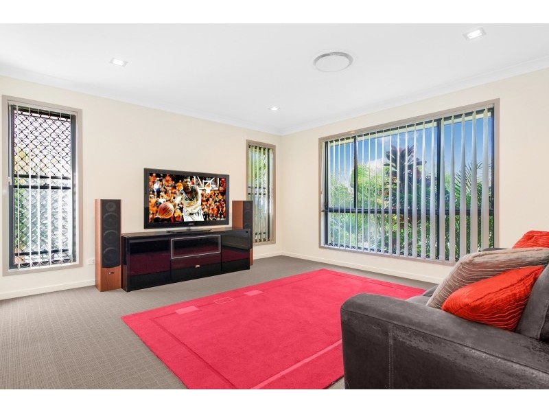 43 Lookout Place, Narangba QLD 4504