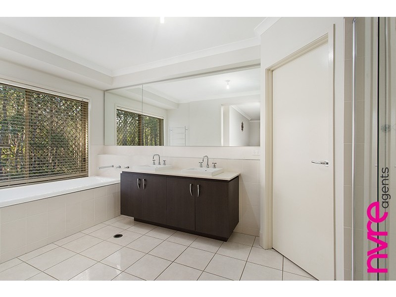 31-33 Verdelho Drive, Morayfield QLD 4506