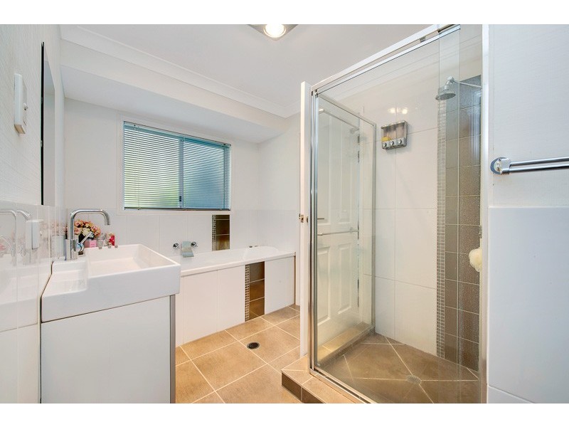 2 Lillypilly Court, Kallangur QLD 4503