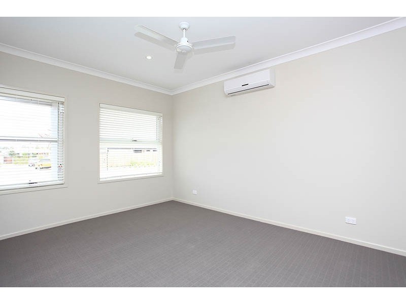 103 Central Green Dr, Narangba QLD 4504