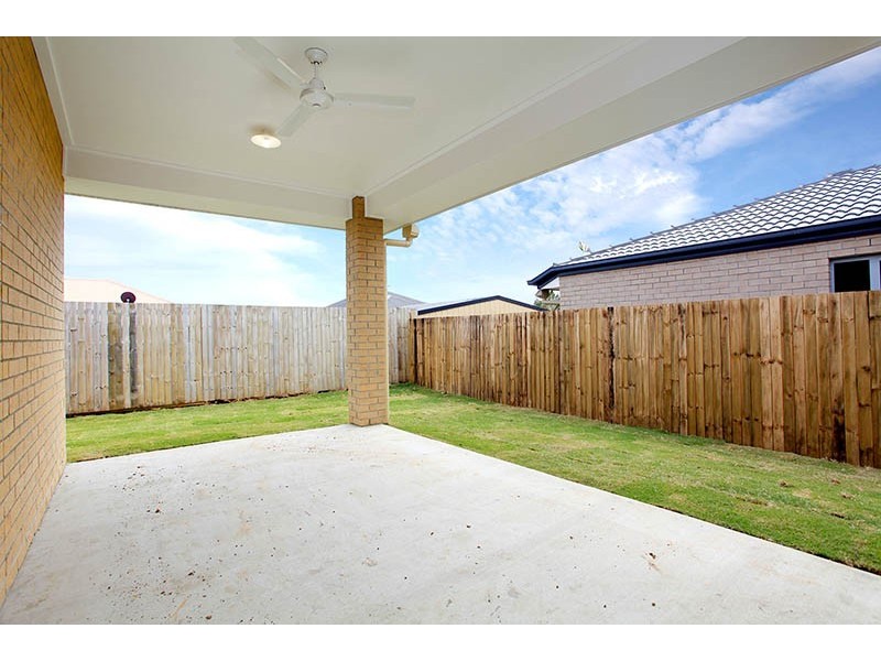 103 Central Green Dr, Narangba QLD 4504