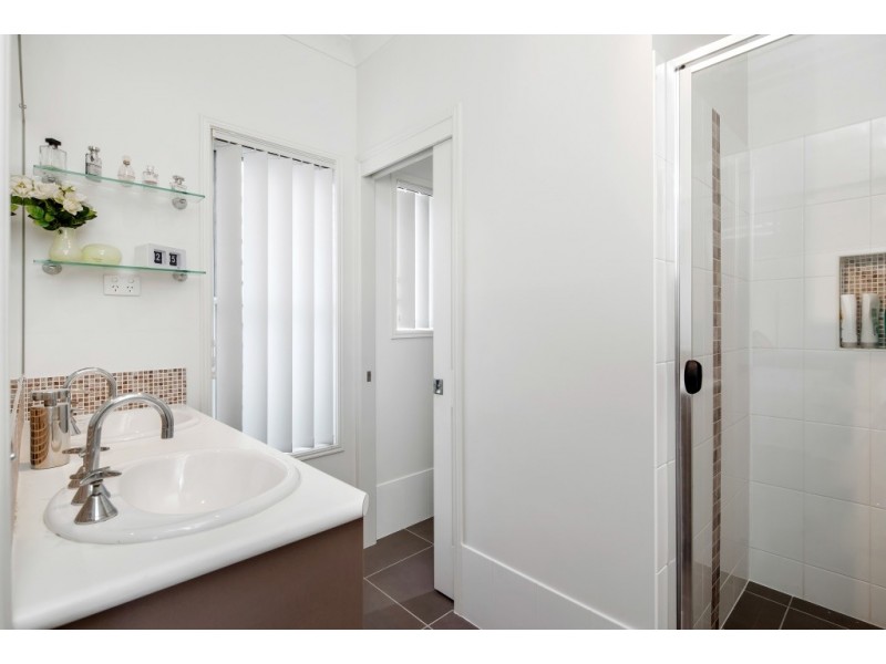 53 Creekside Drive, Narangba QLD 4504