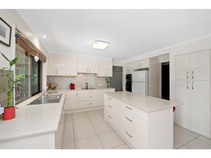 1040 Oakey Flat Road, Narangba QLD 4504