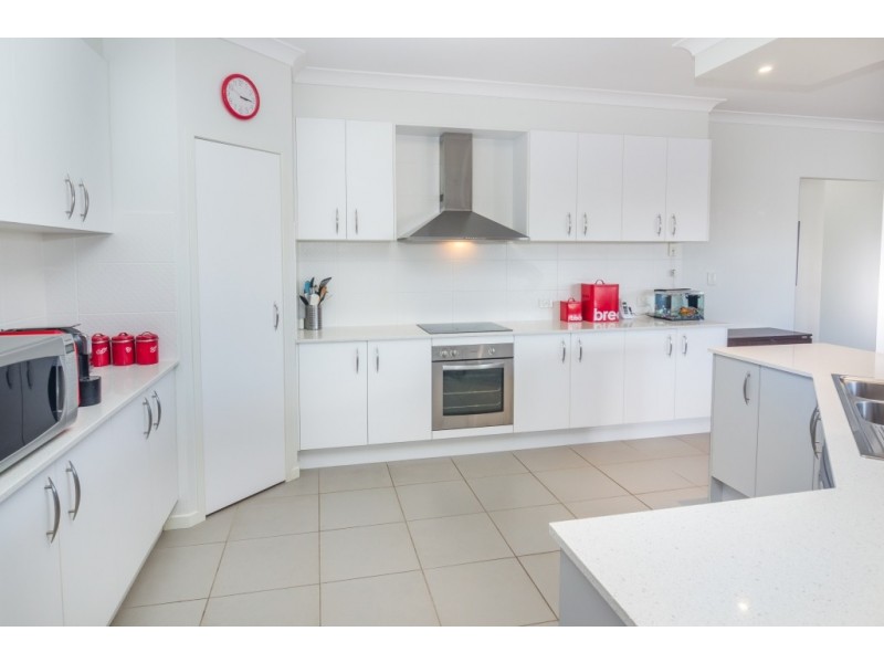 5 Angophora Close, Narangba QLD 4504