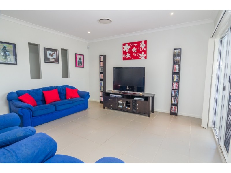 5 Angophora Close, Narangba QLD 4504
