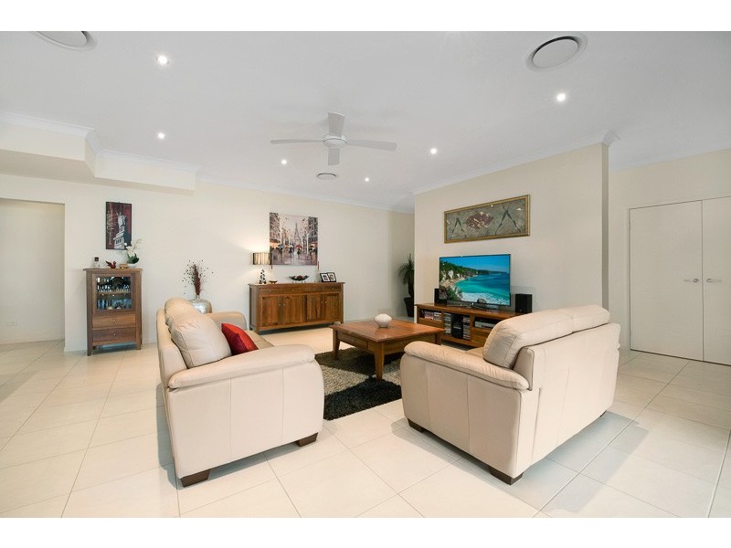 31 Maidenhair Drive, Narangba QLD 4504