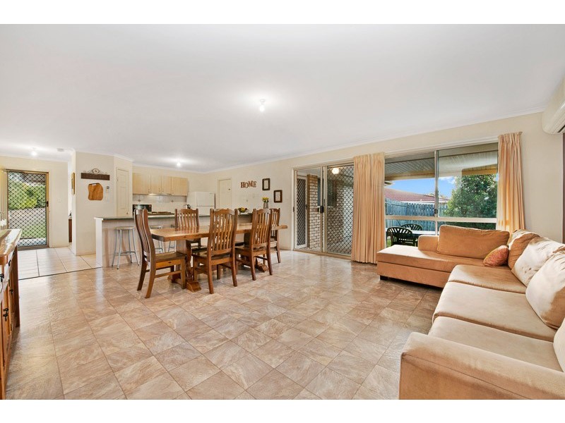 19 Rosa Court, Narangba QLD 4504