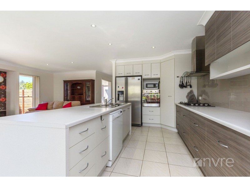 2 Dianella Close, Narangba QLD 4504
