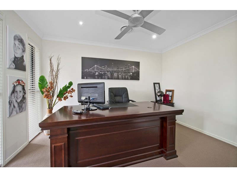 4 Pandorea Place, Narangba QLD 4504