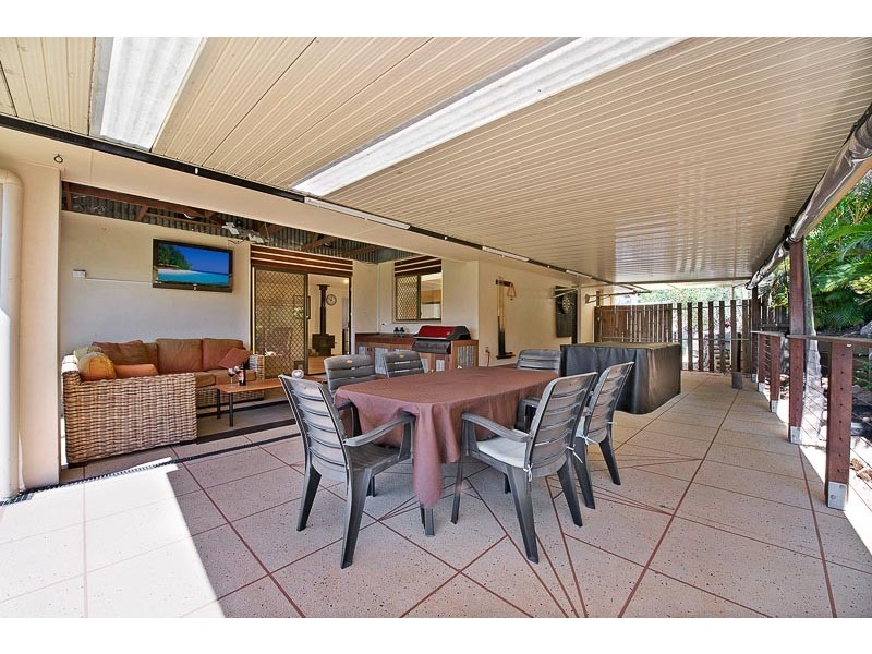 1096 Oakey Flat Road, Narangba QLD 4504