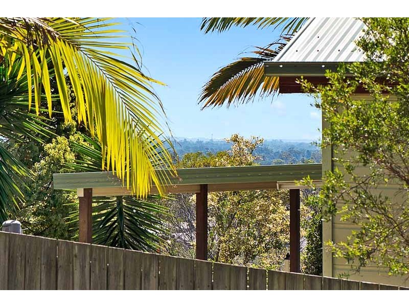 1096 Oakey Flat Road, Narangba QLD 4504