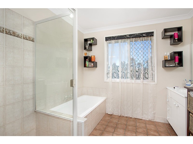 11 Cottonwood St, Narangba QLD 4504