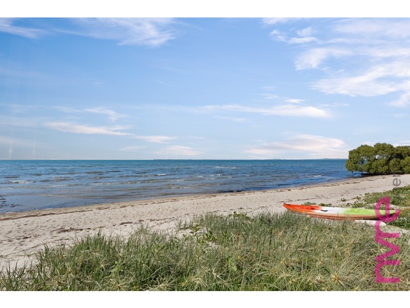 74 Bayside Drive, Beachmere QLD 4510