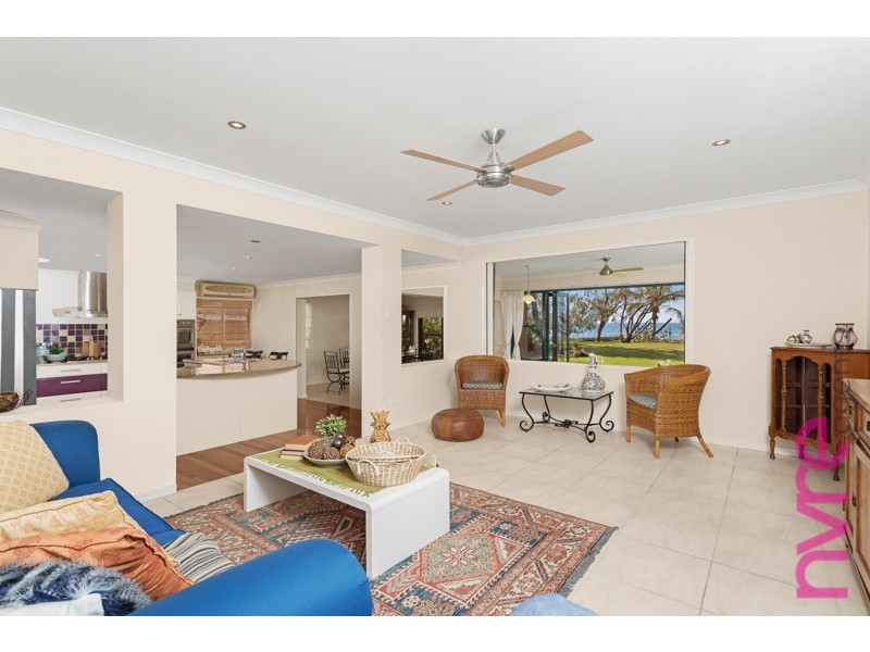 74 Bayside Drive, Beachmere QLD 4510
