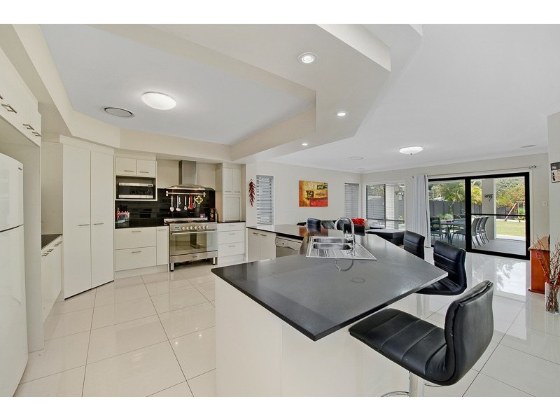 18 Hideaway Close, Narangba QLD 4504