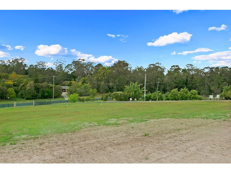 2 / 72 Facer Road, Burpengary QLD 4505