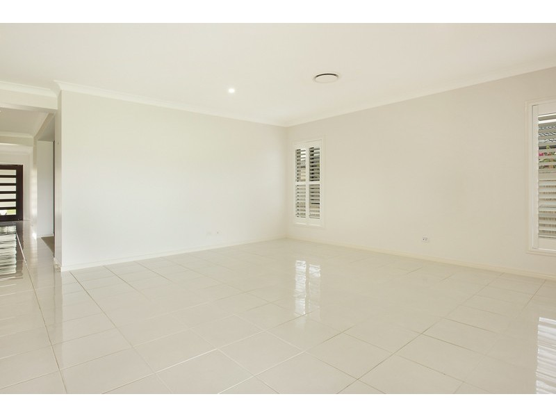 8 Retreat Crescent, Narangba QLD 4504