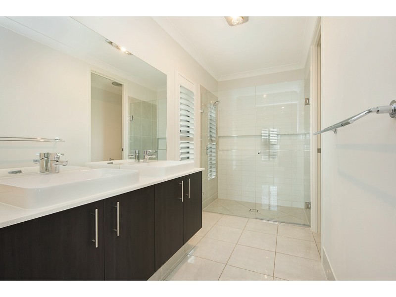 8 Retreat Crescent, Narangba QLD 4504