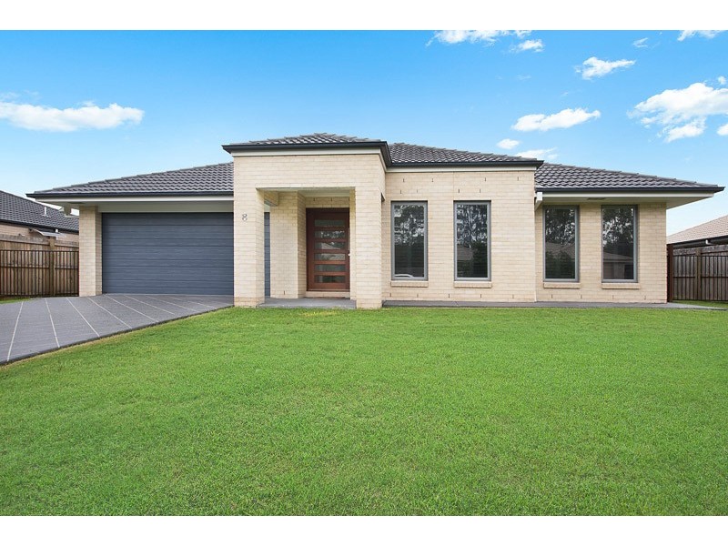 8 Retreat Crescent, Narangba QLD 4504