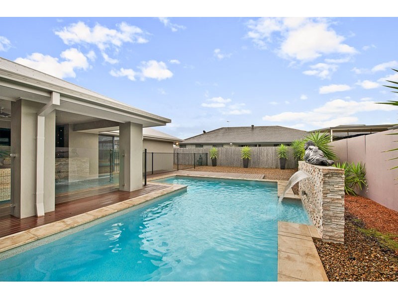 4 Pandorea Place, Narangba QLD 4504