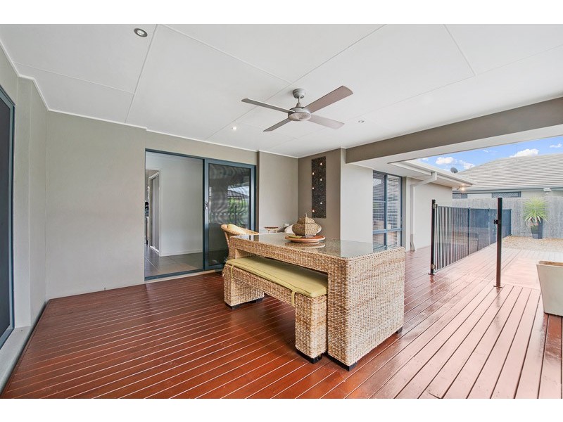 4 Pandorea Place, Narangba QLD 4504