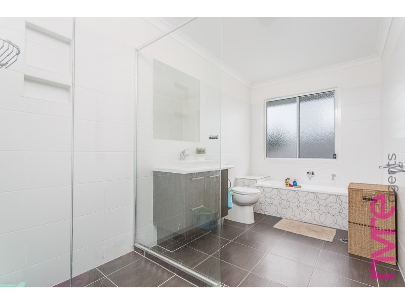21 Maidenhair Drive, Narangba QLD 4504