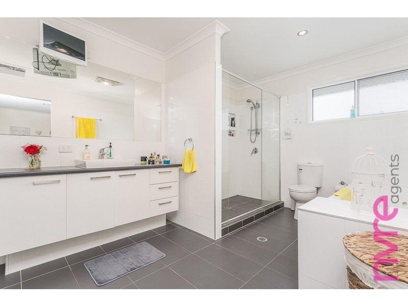 21 Maidenhair Drive, Narangba QLD 4504