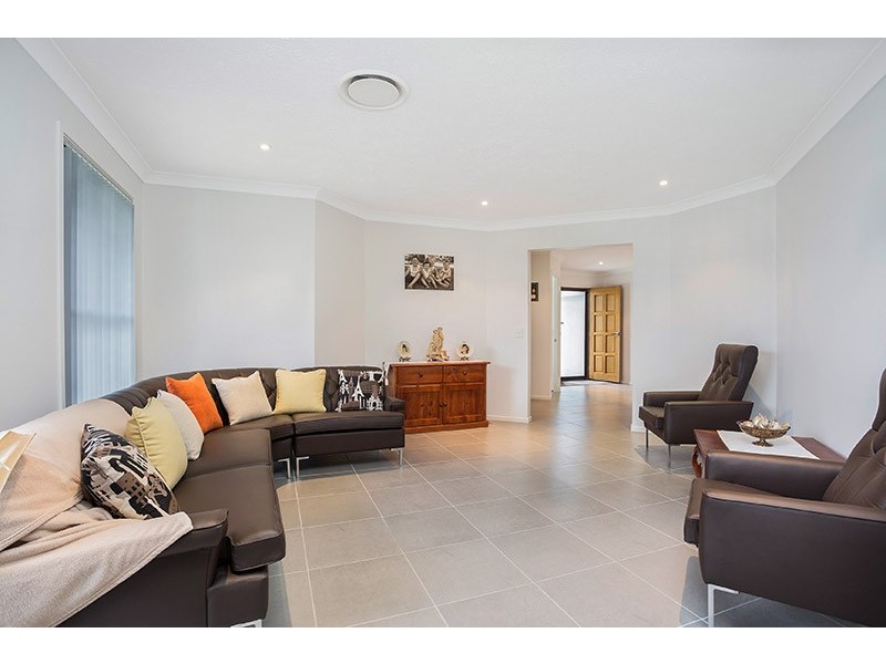 66 Maidenhair Dr, Narangba QLD 4504