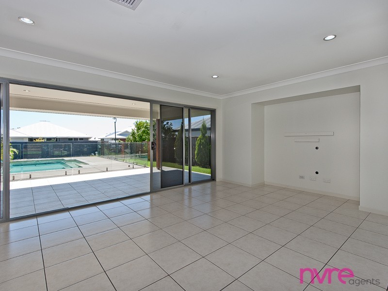 56 Wedgetail Circuit, Narangba QLD 4504