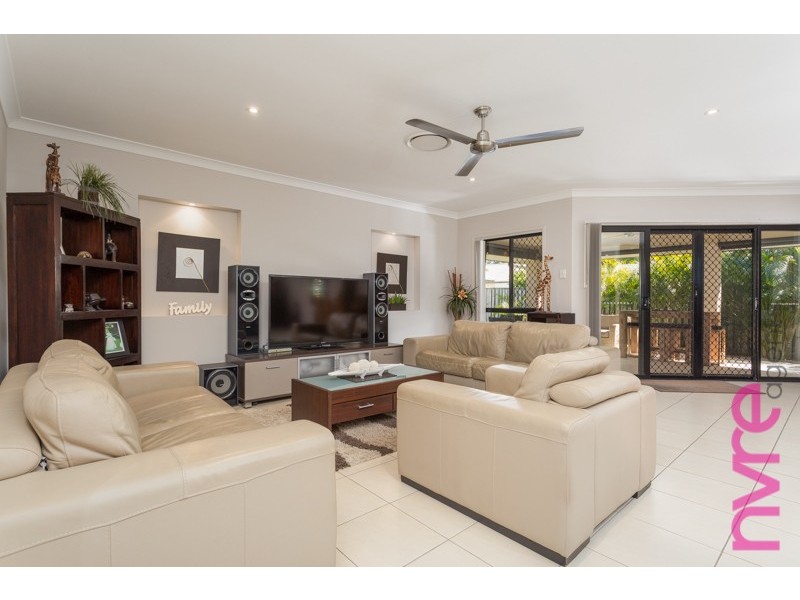 16 Yellow Robin Court, Narangba QLD 4504