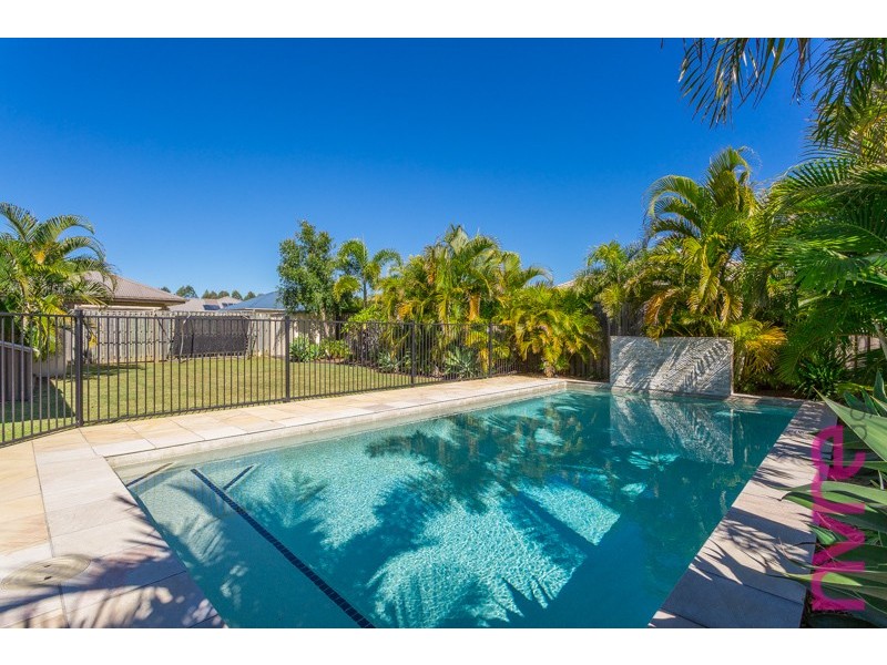 16 Yellow Robin Court, Narangba QLD 4504